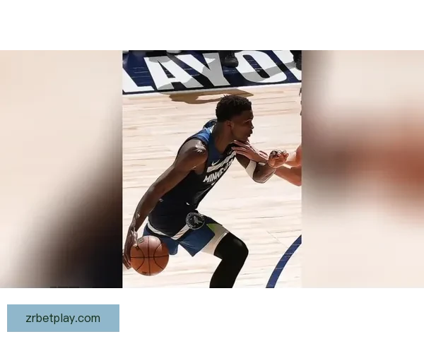 森林狼官方宣布麦克丹尼尔斯左膝髌腱炎确诊 将列入每日观察名单